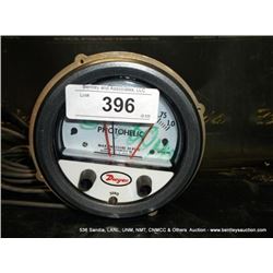 DWYER A3302 PHOTOHELIC GAUGE