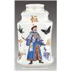 Image 1 : Teatartó Európa, 1900 körül, festett porcelán, orientalizáló díszítéssel