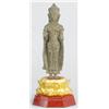 Image 1 : Álló Buddha Thaiföld, 17-18. sz., aranyozott bronz, modern faragott, aranyozott fa talpon,