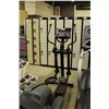 Image 2 : LIFE FITNESS 9500HR FULL BODY ELIPTICAL TRAINER