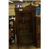 Image 1 : CANADIAN QUARTER SAWN OAK CURVED GLASS FRONT CHINA CABINET, 1910S