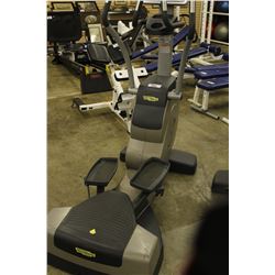 TECHNOGYM FULL BODY CARDIO WAVE TRAINER