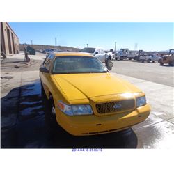 2004 - FORD CROWN VICTORIA