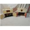 Image 1 : 2 VINTAGE 1960'S PLAY FAMILY FARM BARN TOY