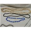 Image 2 : LADIES MIXED JEWELRY VINTAGE LOT CHARM BRACELETS
