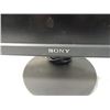Image 2 : SONY FLAT SCREEN 19" COMPUTER MONITOR