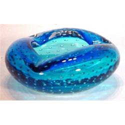 Blue Whitefriars bubbleglass ashtray, 12cm diameter…