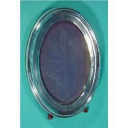 Oval silver photo frame, Birmingham 1917, 18cm high…