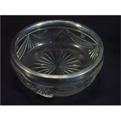 Irish cut glass bowl with silver rim, Dublin 1913, 20cm diameter…