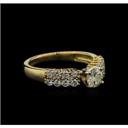 0.98ctw Diamond Ring - 18KT Yellow Gold