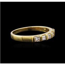 18KT Yellow Gold 0.40ctw Diamond Ring