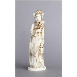 AN ANTIQUE JAPANESE IVORY GEISHA, height 24 cm;, AN ANTIQUE JAPANESE IVORY GEISHA, height 24 cm...