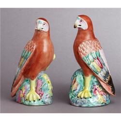 A PAIR OF LATE QING FAMILLE ROSE PARROTS,, A PAIR OF LATE QING FAMILLE ROSE PARROTS, porcelain,...