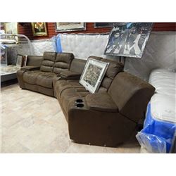 NEW LARGE LEATHER THEATRE ENTERTAINMENT COUCH - 4 SEATS - 3 CONSOLES