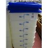 Image 1 : 12 - 12 Qt. Lidded Portion Bins - 12 Times the Money