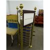 Image 1 : Brass Pedestal Marquis