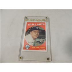 1996 MICKEY MANTLE BASEBALL CARD