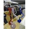 Image 1 : 4 - Art Glass Swirl Vases - 4 Times the Money