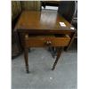 Image 1 : Mahogany Drop Leaf Side Table