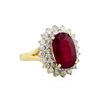 Image 1 : 14KT Yellow Gold 5.38ct Ruby and Diamond Ring