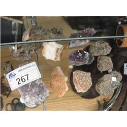 LOT OF AMETHYST STONES AND AMBER COLLECTABLE ROCKS