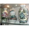 Image 2 : LOT OF 6 CHINESE VASES