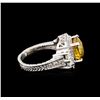 Image 3 : 14KT White Gold 4.72ct Yellow Sapphire and Diamond Ring
