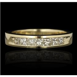 14KT Yellow Gold 0.57ctw Diamond Ring