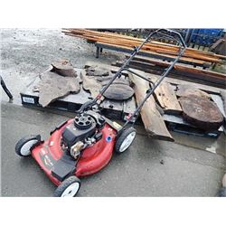 LAWNMOWER - Toro gas powered Lawnmower. - NO WARRANTY OR GUARANTEE