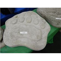 CONCRETE - STEPPING STONE - PAW - CLAW - LARGE