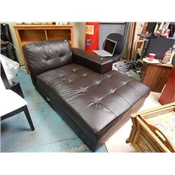 NEW CHAISE SOFA END - LEATHER -   FLOOR MODEL - NO WARRANTY NO GUARANTEE