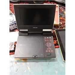 PARTABLE DVD PLAYER - NO CORDS - PS