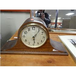 VINTAGE ELECTRIC MANTLE CLOCK - PS
