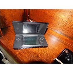 NINTENDO DS GAME BOARD - NO CORDS - PS - sold as-is - no warranty or guarantee