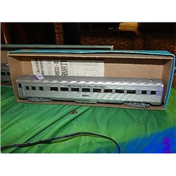 SANTA FE PASSENGER CAR IN BOX