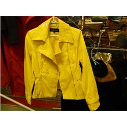 JACKET - BLACK RIVER - YELLOW - SZ SMALL