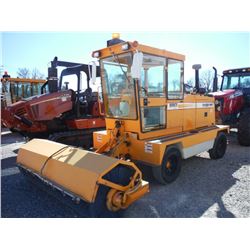 2006 ROSCO 4820 SWEEP PRO SWEEPER VIN/SN:44763 - Cummins diesel engine, 90" Broom, water system, ECA