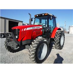 2011 MASSEY FERGUSON 5465 MFWD FARM TRACTOR VIN/SN:B075031 - 3 PTH, PTO, 3 hyd remotes, Dyna-4 trans