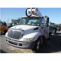2007 INTERNATIONAL 4200 S/A BUCKET TRUCK VIN/SN:1HTMPAFM57H490012 - 200 hp International diesel engi