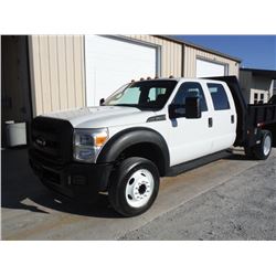 2011 FORD F550 FLATBED TRUCK VIN/SN:1FD0W5GY3BEA63781 - crew cab, V10 Gas, A/T, A/C, 8'6" Flatbed w/