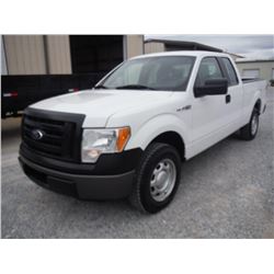 2011 FORD F150 PICKUP TRUCK VIN/SN:1FTEX1CMXBFB17817 - ext. cab, V6 gas, A/T, P/S, A/C, odometer rea