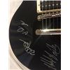 Image 5 : Earth, Wind and Fire Autographed Guitar