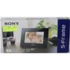 Image 1 : NEW SONY 7" DIGITAL PHOTO FRAME