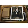 Image 1 : BOX WITH ASSORTED PICTURE FRAMES