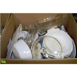 BOX OF ASSORTED KITCHENWARE