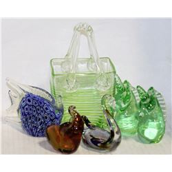 SMALL BOX W/ ART GLASS