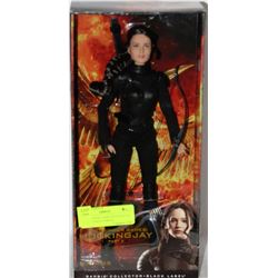 NEW HUNGER GAMES MOCKINGJAY BARBIE COLLECTOR X2