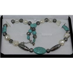 TURQUOISE NECKLACE