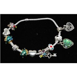 HAND SET HEART/LOVE THEMED PANDORA STYLE BRACELET