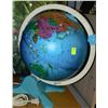 Image 1 : FISHER PRICE ELECTRIC WORLD GLOBE
